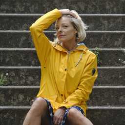 Copyright: Jeannne Degraa